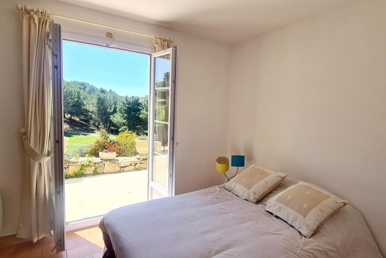 Villa Dans Cadre D'Exception - Golf, Piscine Et Tennis Prive Saint-Cyr-sur-Mer Dış mekan fotoğraf